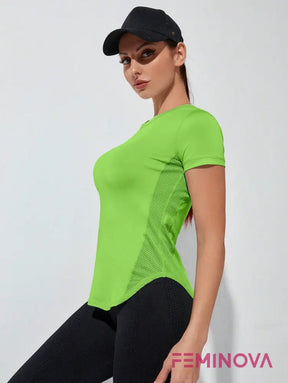 Camiseta Fitness com Recortes Respiráveis e Ajuste Perfeito Verde Menta / PP