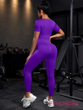 Conjunto Fitness com Camiseta e Legging Levanta Bumbum