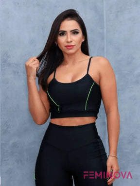 Conjunto Fitness com Detalhes e Top Ajustável