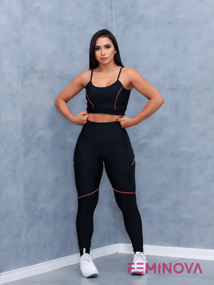 Conjunto Fitness com Detalhes e Top Ajustável Pink / P