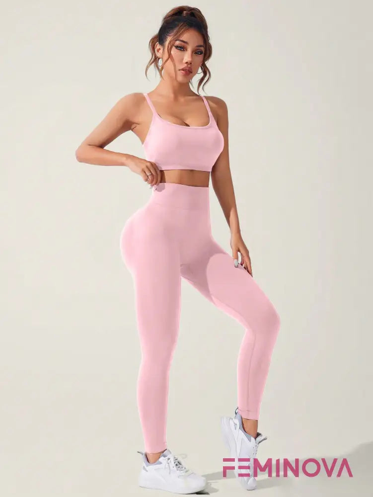 Conjunto Fitness com Top Strappy e Legging Modeladora