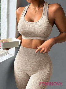 Conjunto Fitness Seamless com Cós Alto e Conforto Total Café / P