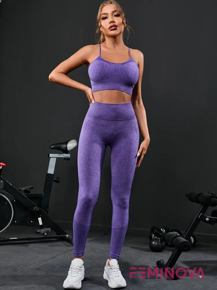 Conjunto Fitness Seamless com Top de Alças Finas