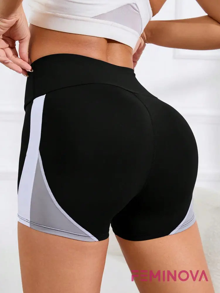 Shorts Fitness Cintura Alta com Recortes Estilizados