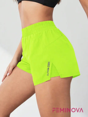 Shorts Fitness com Cós Elástico e Forro Interno Verde Limão / P