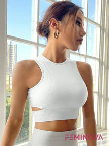 Top Cropped Fitness com Cavas Laterais e Tecido Canelado Branco / P