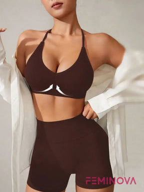 Top Fitness com Alças de Amarração e Modelagem Castanho / P